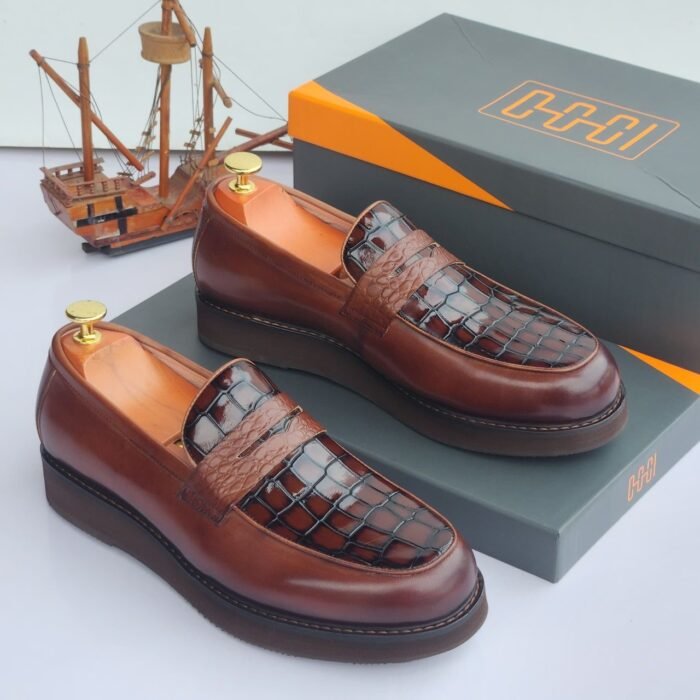 OGGI knot-detailed full-grain leather loafers - Image 2