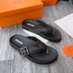 Hermes embroidered canva leather flip-flop - Image 2