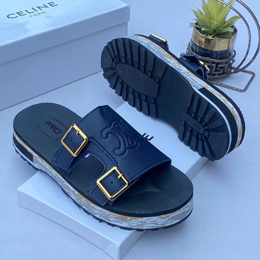 a1e3f919-627d-4392-a053-111fd273c471 Chloe embroidered leather slide Navy blue - Image 1