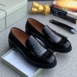 Richawana Grained calfskin Black