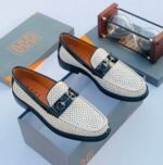 OGGI embellishes Grained calfskin white