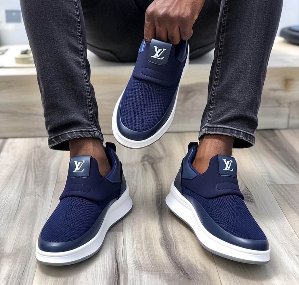 e25babc2-c3bf-42f1-a1bd-d70666c5ee29 Classic luxury LV sneakers navy blue - Image 1