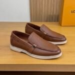 Lori piana men’s flat pebble – grain leather loafers. Brown