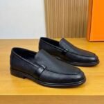 Lori piana men’s flat pebble – grain leather loafers. Black