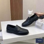 Graville loafer in grain calfskin black
